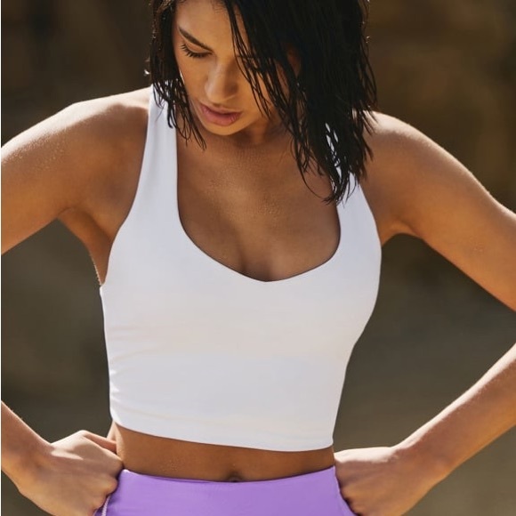NWT Fabletics Anywhere Cropped Built-In Bra Tank M D71 - Picture 1 of 6